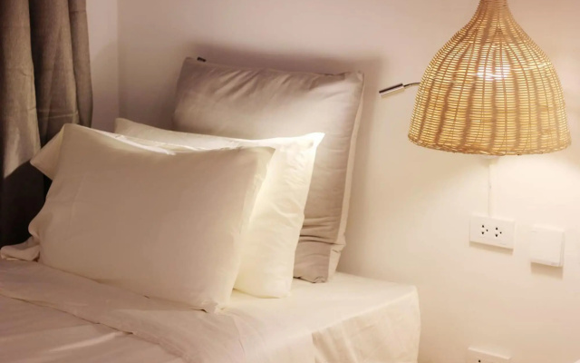 Yolo Bangkok Boutique Hotel