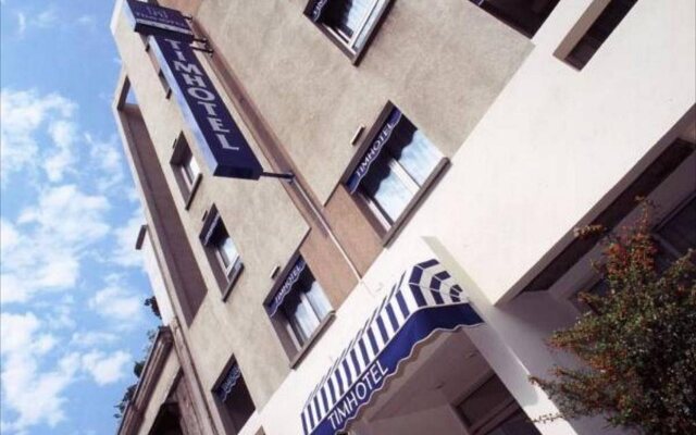 Отель Timhotel Nation вид на фасад