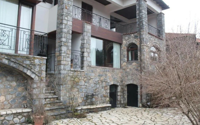 Elati's traditional and cosy home