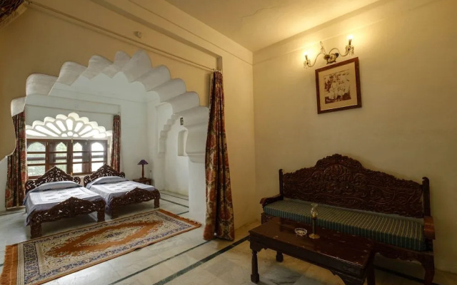 Hotel Rajmahal Palace