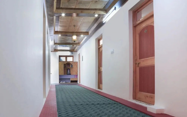 The Mir Villa by OYO Rooms