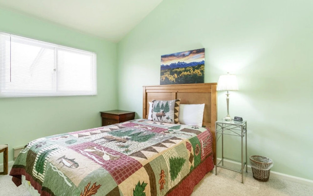 C305 W Beaver Creek Blvd 2 Bedroom Condo by RedAwning