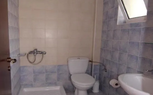 Voukelari Rooms