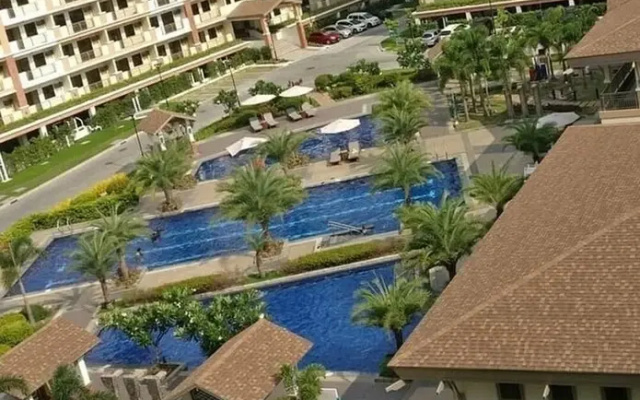 Remarkable 2-bed Apartment in Pasig