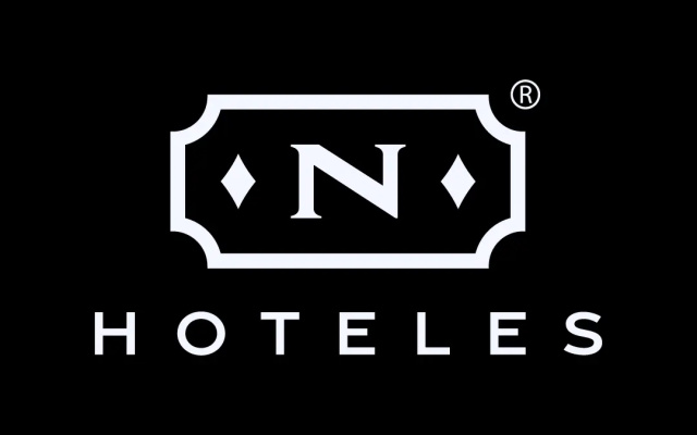 Novus Laureles