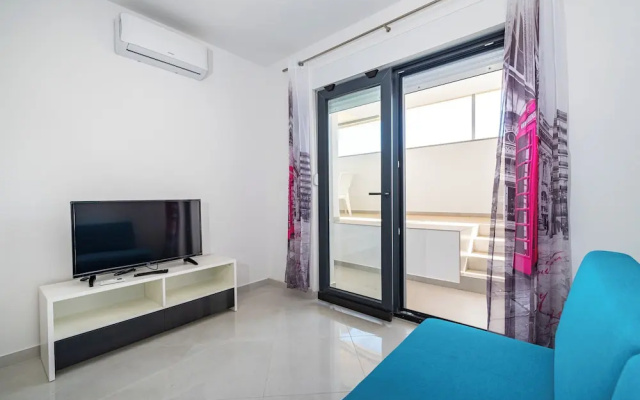 Deluxe Villa Laura 0a