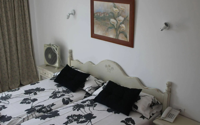 Hotel Rocamar