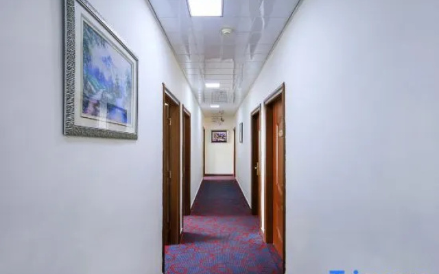 Xinyi Film Hotel (Guilin Medical College Liangjiang Sihu Branch)