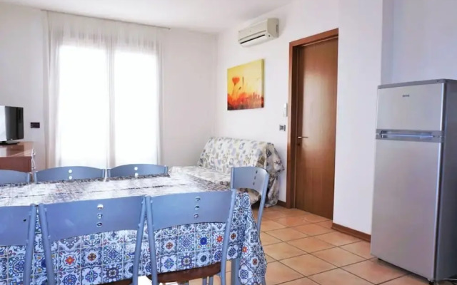 Relaxing Apartment in Caorle for 7