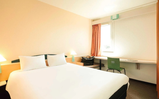 ibis Narbonne