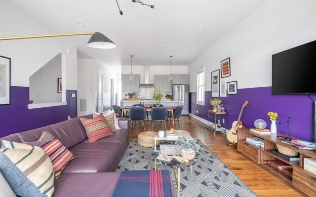 Monroe 2 in Nashville