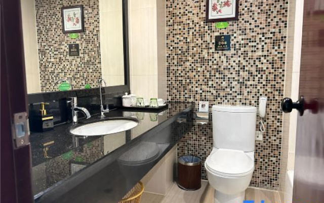 ZheShang ShiMao Yulong Hotel