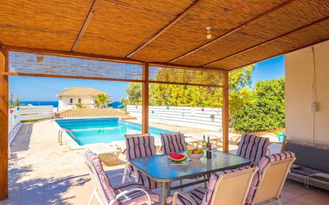 Villa Aristotle in Peyia