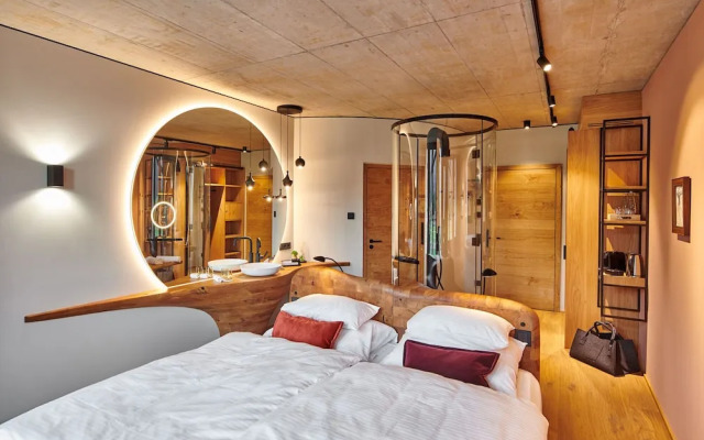 Lartor Resort