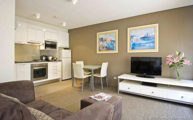 Sydney Harbourside Apartment