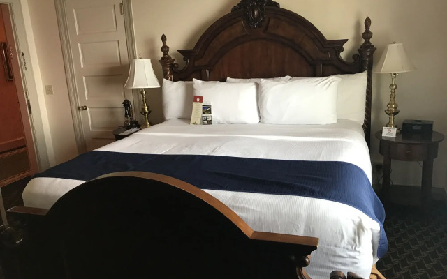 Columbia Gorge Hotel and Spa