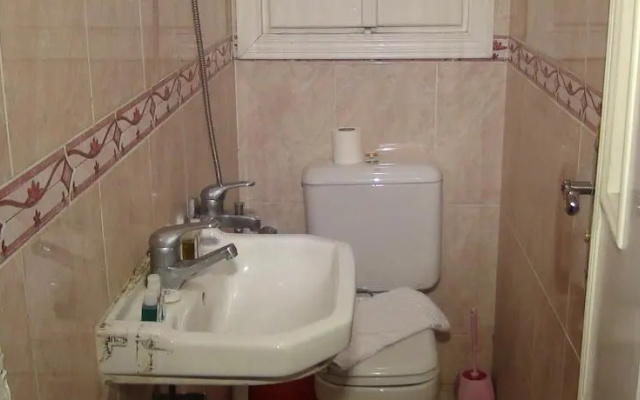 Maamoura Beach Family Apartment 1