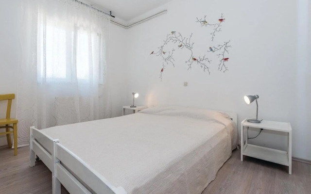 Beautiful Home in Jezera With Wifi and 1 Bedrooms