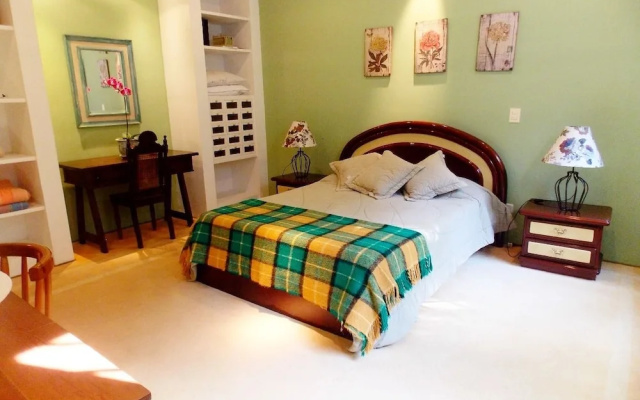 Casa Yvitú Blue Bird Hotel