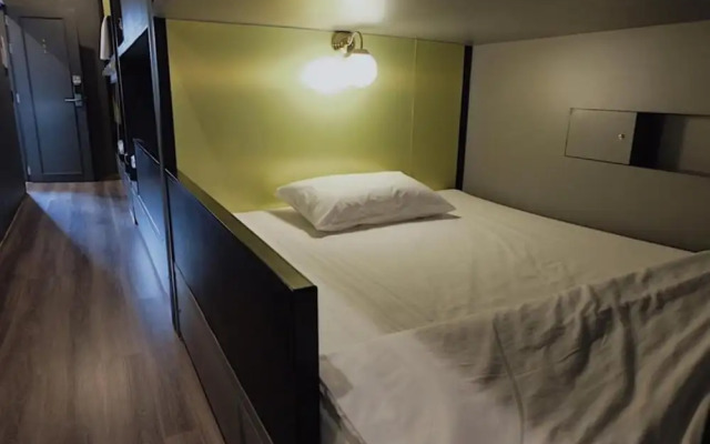 Four Sisters Homestay