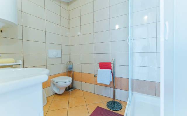 Apartment Mari - sea view apartments: A4 Red Nemira, Riviera Omis