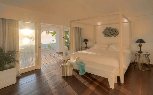 Diamonds Thudufushi Maldives Resort & Spa