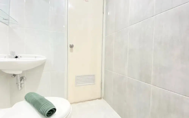 Spacious 2Br Apartment At Grand Asia Afrika