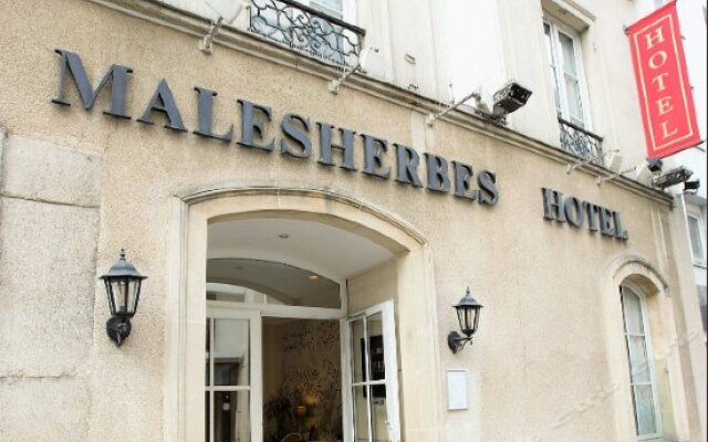 Hotel Romance Malesherbes by Patrick Hayat вид на фасад
