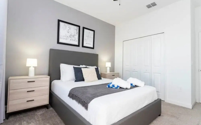 Spacious Comfy Retreat Prime Location Amazing