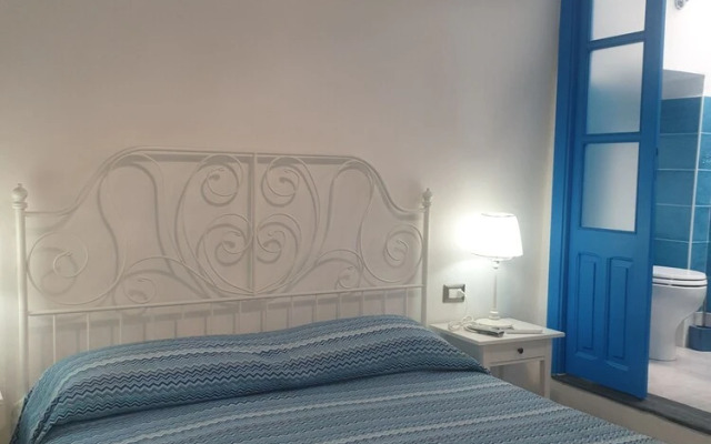 Blue Home BB - Double Room With Private Bathroom Bosa
