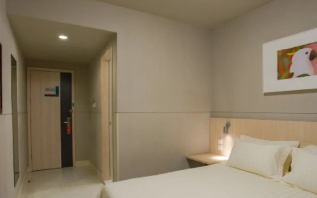 Jinjiang Inn Wuhan Linjiaohu Wanda Branch