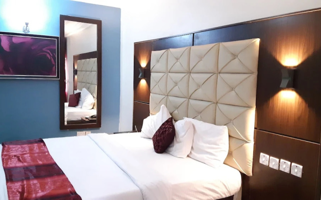Santiago Bay Hotel