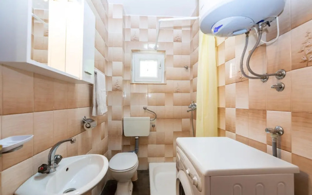 Stunning Home in Krusevo With Wifi and 4 Bedrooms