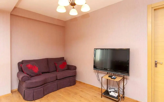 Bright And Cozy 2Br Apt. W Balcony In Gudauri