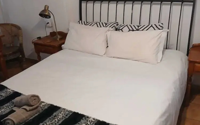 Oaktree Guest House