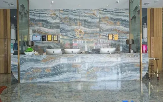 Ganzhou Qianhai Hotel
