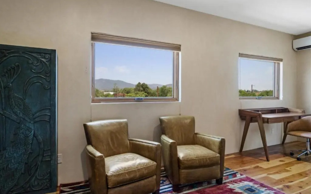 Skyview - Gorgeous Views From The Railyard