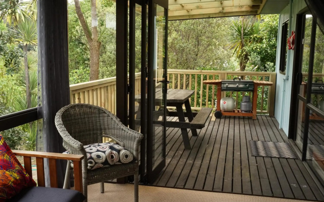 Riverview Retreat - Cooks Beach Holiday Home
