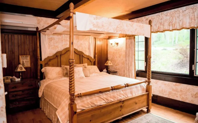 Springside Inn