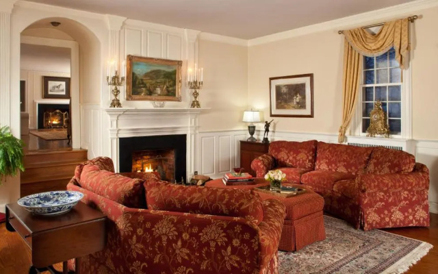 The Estate at Meander