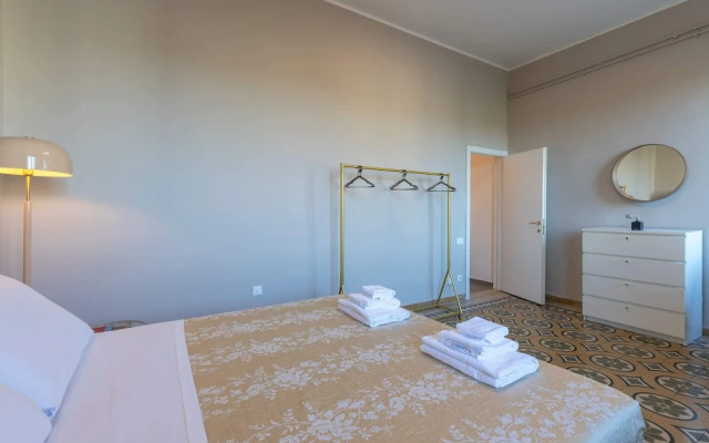 S.maria Novella Suite