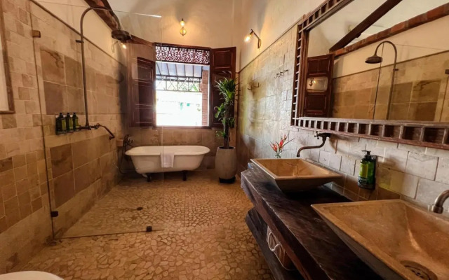 Casa Linaje Hotel Boutique - Cauca Viejo - Mayores de 10 años