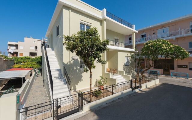 Апартаменты Violetas Apartment вид на фасад