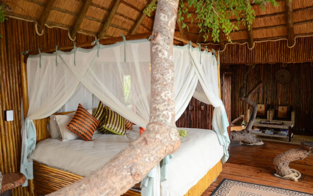 Pezulu Tree House Lodge