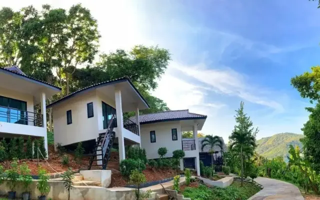 Naiya Beach Bungalow