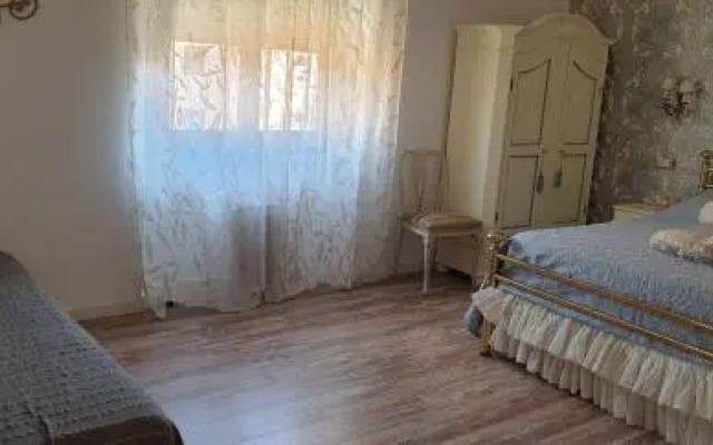 Romeo Juliet Non-Hotel