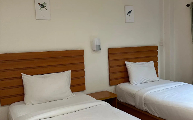 Ponburi Hotel