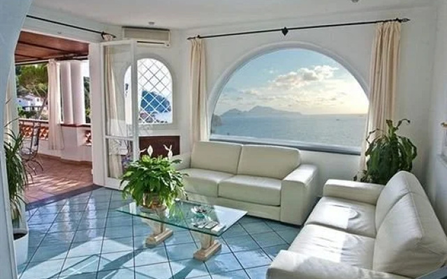 Sorrento Holidays V425