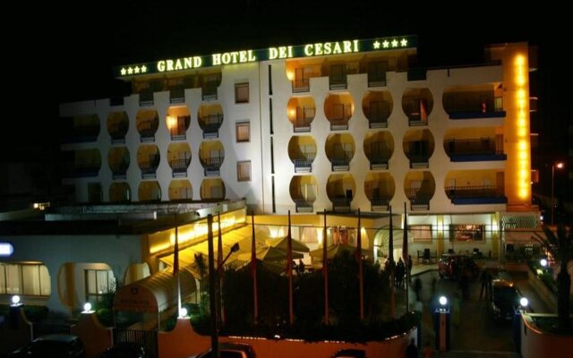Grand Hotel Dei Cesari вид на фасад