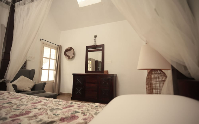 ELIVAAS Palliath House 3 BHK with Patio